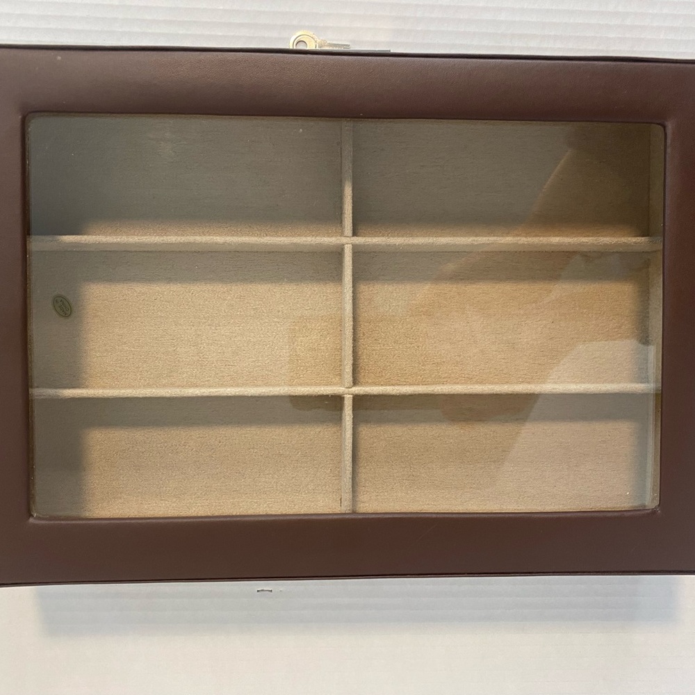 Tech Swiss 6 XL Pair Compartments Eyeglass Display Box Storage Case. Key Lock